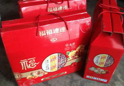 干货礼品盒(碧根果开口松子脆皮核桃开心果大红枣美国杏仁果