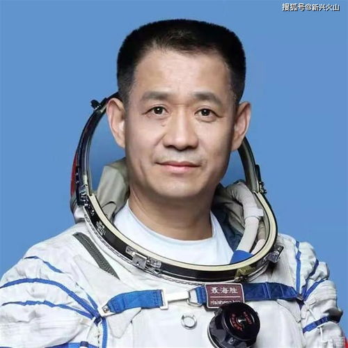 聂海胜少将57岁再探太空 今春上海交大博士毕业,小时就有飞天梦